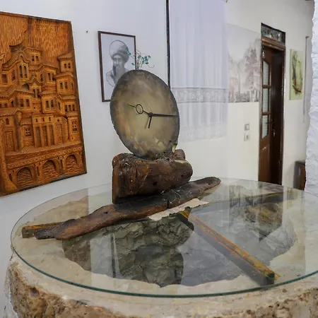 Hostal Edward Lear - Heritage *